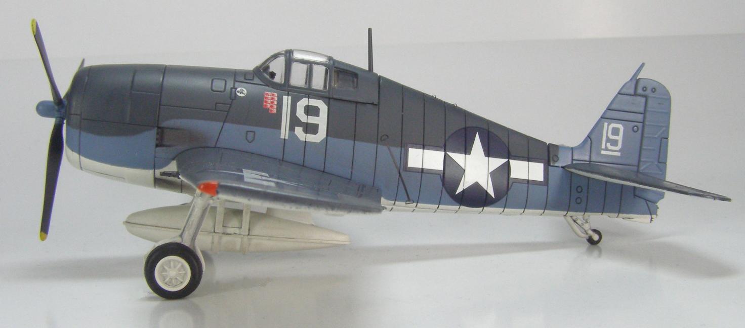 F6F-5 Hellcat
